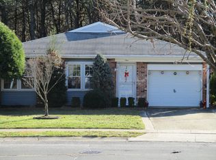 9 Meadowbrook Rd, Brick, NJ 08723