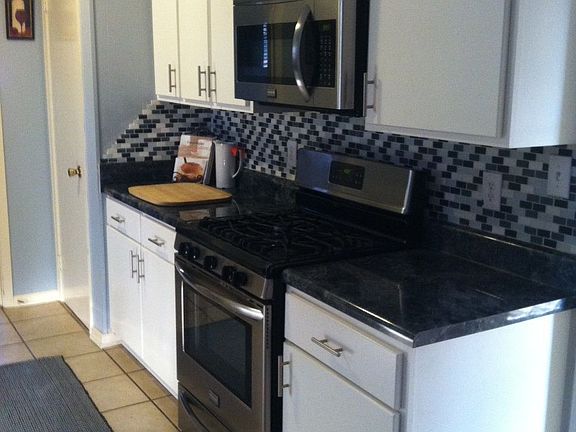 4th image of 500 Bellehurst Dr