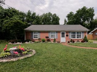 5557 School Dr, Dayton, OH 45414