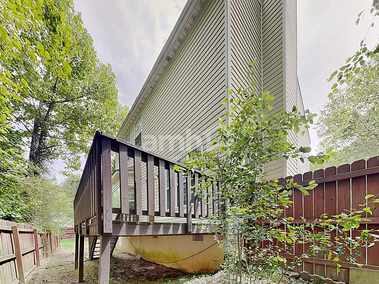 5810 Stephens Mill Dr — Photo 24