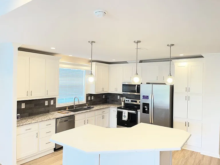 24300 Airport Rd #86 — Photo 7