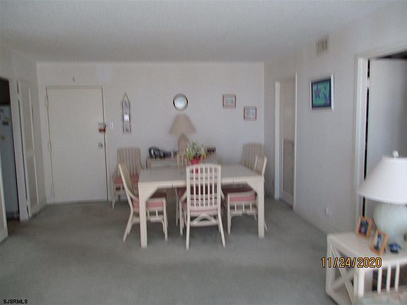 4th image of 921 Park Pl #503