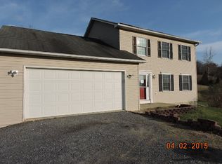 242 Gilmore Ln, Lexington, VA 24450