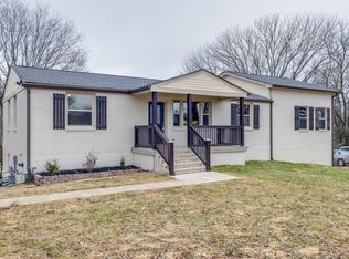 1015 Saunders Ave, Madison, TN 37115