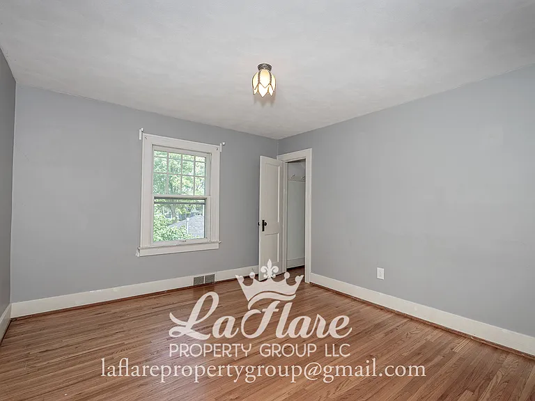 613 Locust St — Photo 18