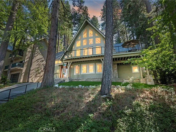 28027 Peninsula Dr N, Lake Arrowhead, CA 92352
