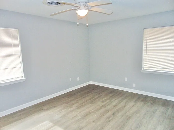 5958 Lake Trace Cir — Photo 12
