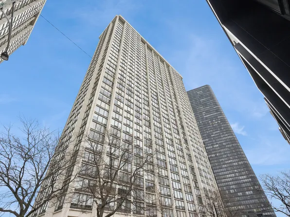 5445 N Sheridan Rd APT 415, Chicago, IL 60640