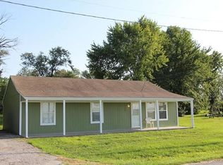 37508 E North St, Garden City, MO 64747