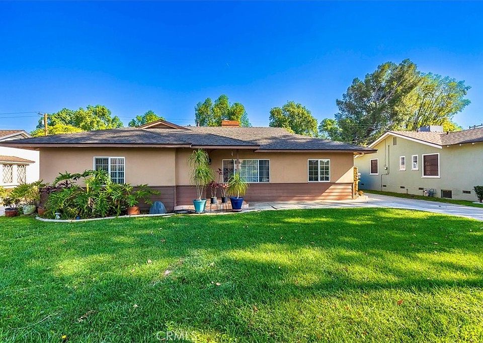 1st image of 4423 Maplewood Pl