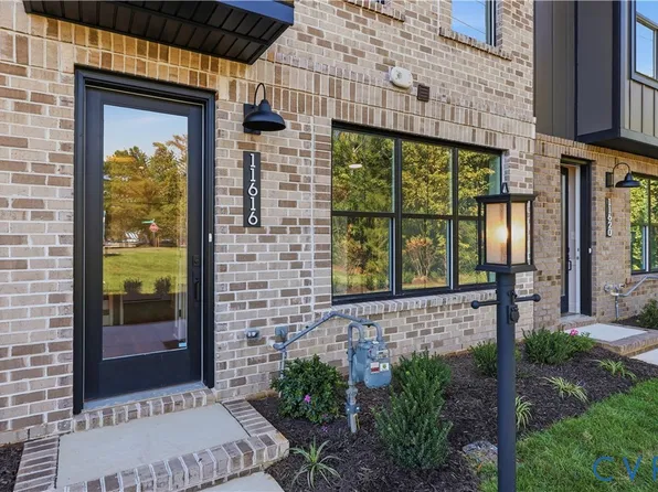 11616 Switch Dr, Midlothian, VA 23113