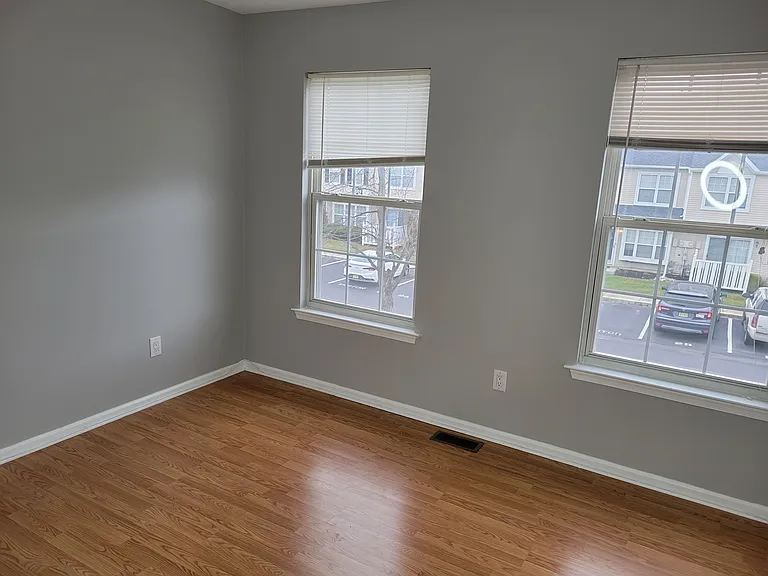 2904 Saxony Dr — Photo 30