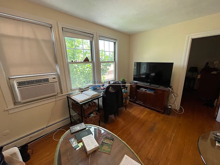 172 Beacon St #24 — Photo 9