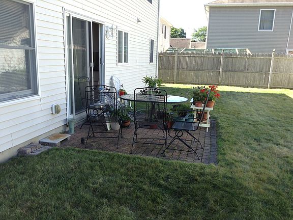 PATIO AT THE BACKYARD