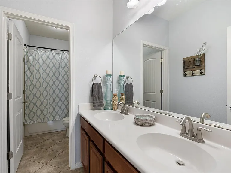 1406 Grande Mesa Dr — Photo 17