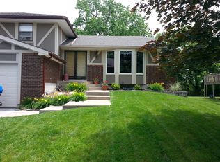 6637 NW Sioux Dr, Kansas City, MO 64152
