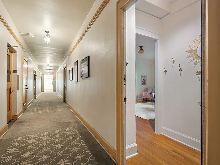 2015 NW Flanders St #408 — Photo 27