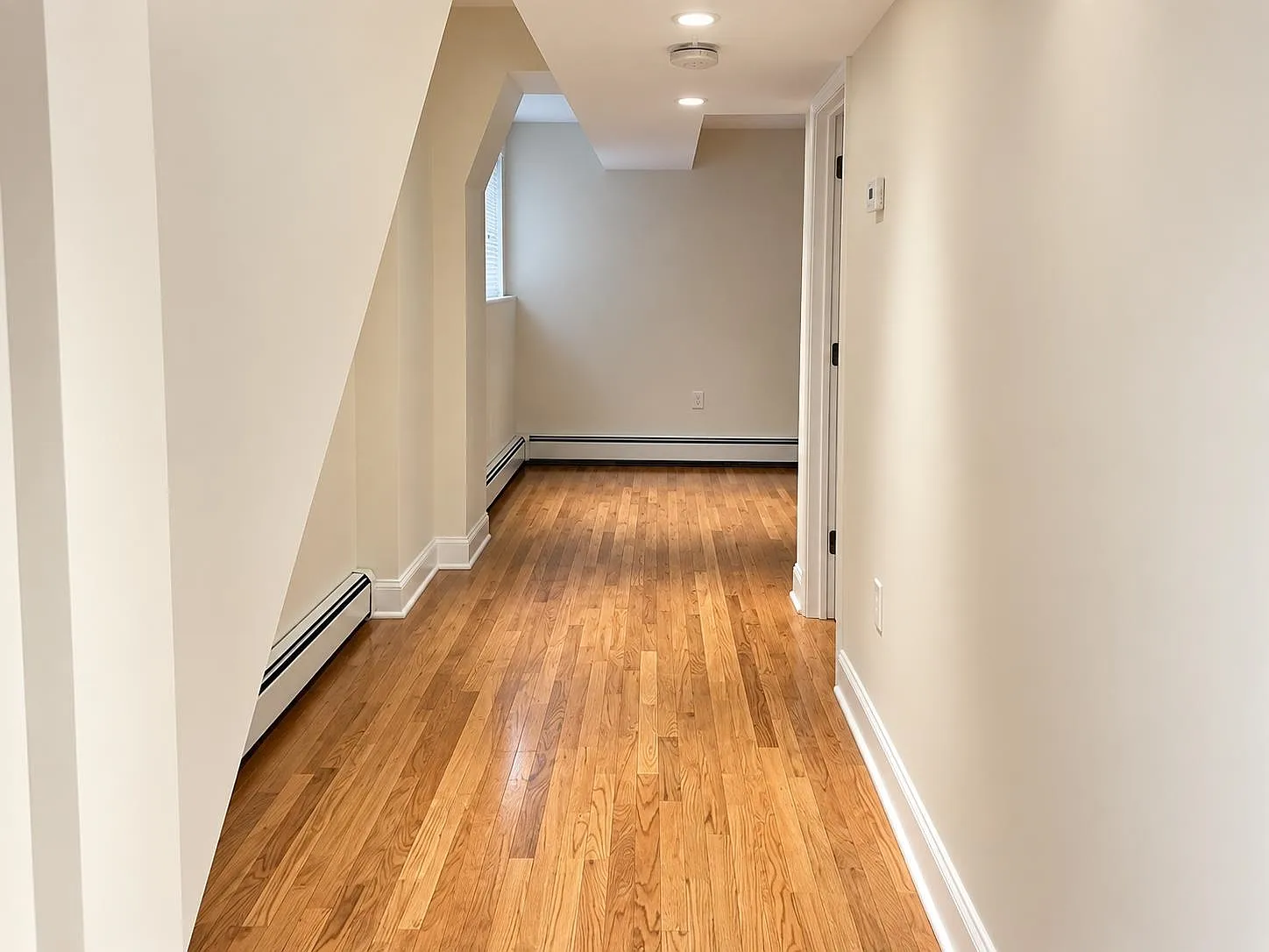 2 bed, 1.0 bath, 1000 sqft, $2,780 — Photo 4