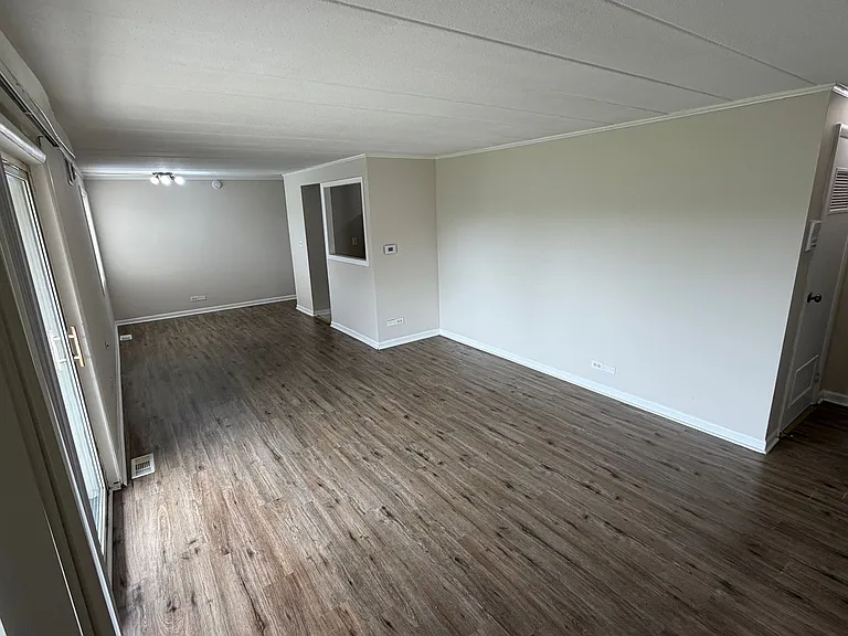 1112 Westover Ln #1B — Photo 3