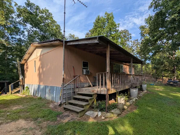 1167 Manley Rd, Chatsworth, GA 30705