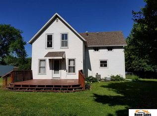 1045 Bessie St, Goehner, NE 68364