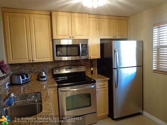 2nd image of 608 SW Natura Blvd APT 109