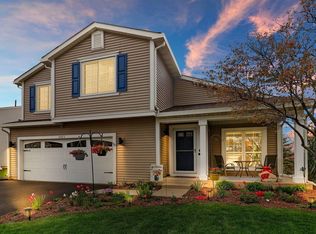 1021 Brittany Bnd, Lake In The Hills, IL 60156