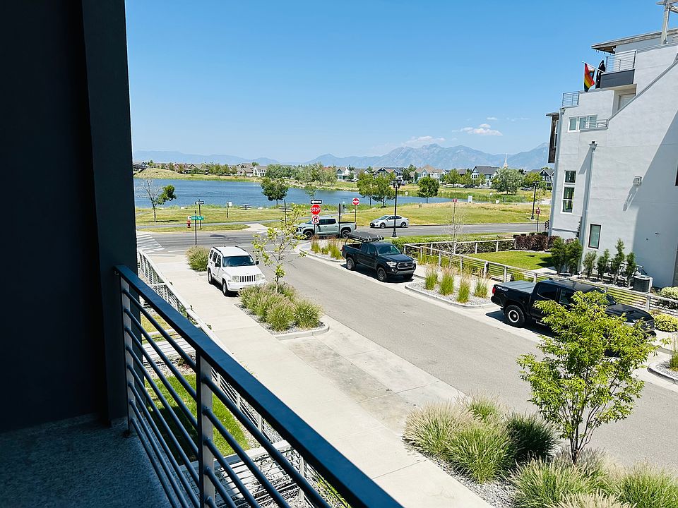 1st image of 11212 S Faddington Way