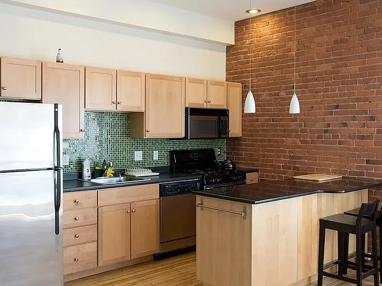 244 Brighton Ave #206 — Photo 24