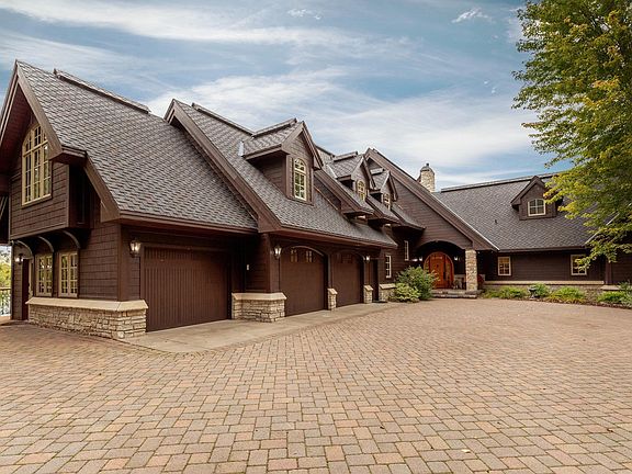 3rd image of 32589 Timberlane Pt