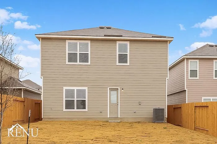 11002 Chatham Ct — Photo 16