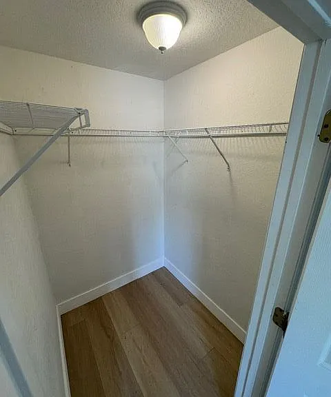 310 Greenwich Ct #310 — Photo 15