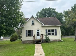 312 Main St W, Hinckley, MN 55037