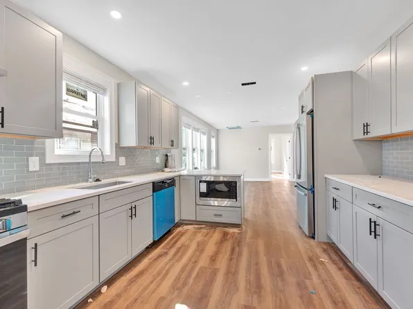 55-57 Bailey Rd, Somerville, MA