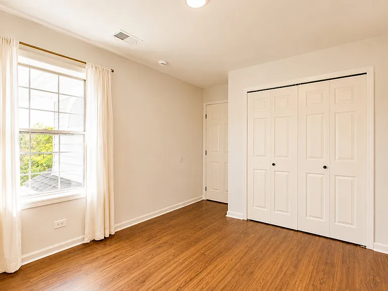 313 Sheffield Dr — Photo 36