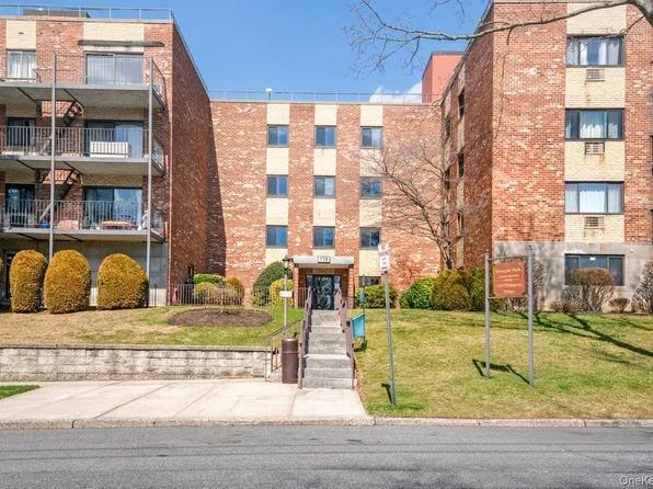 119 De Haven Drive #236, Yonkers, NY 10703