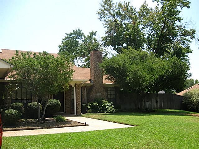 1st image of 3228 Royal Ct