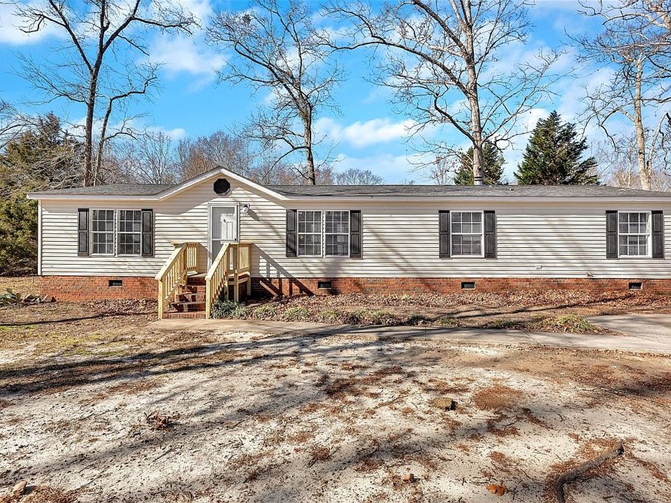 1st image of 124 Sue Ella Ct