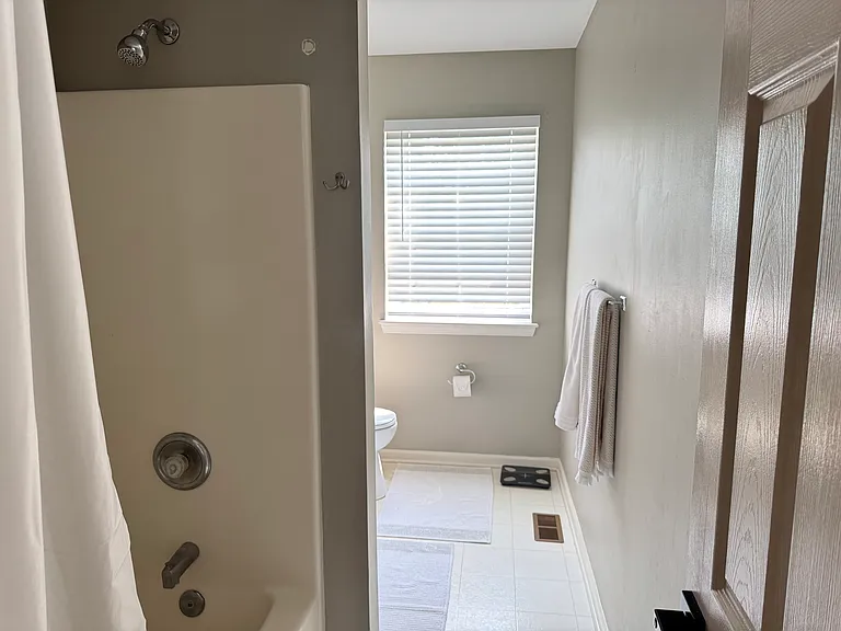 35 Lois Ln — Photo 34