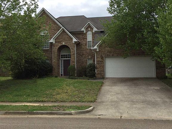 2nd image of 130 Cannes Dr SE