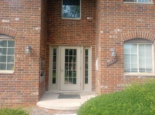 19639 W Twelve Mile Rd APT 104, Southfield, MI 48076