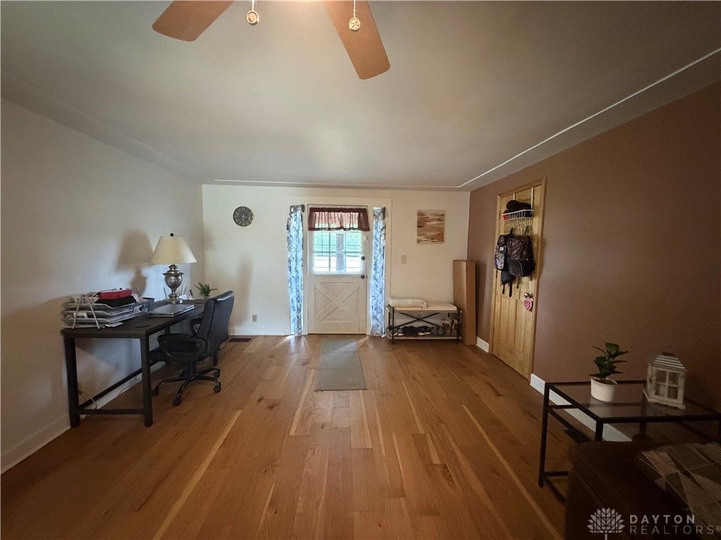 Apartment in Clayton, Montgomery - View 4