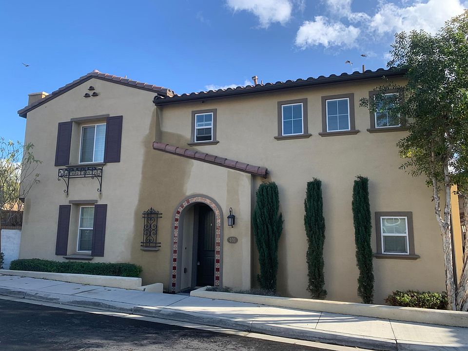 1st image of 401 Encanto Ln