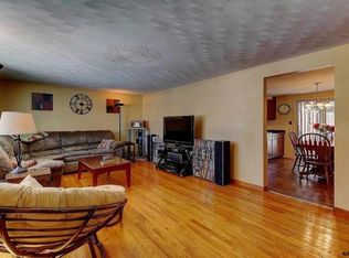 222 Nollyn Dr, Dallastown, PA 17313