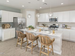 2266 E Palmdale Ln, Gilbert, AZ 85298