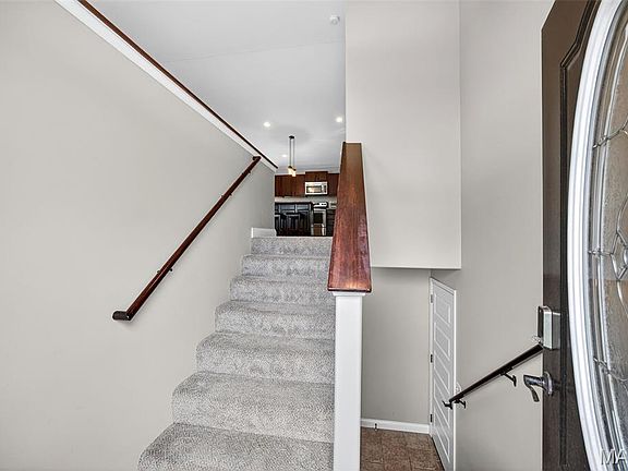 4th image of 1141 Jaxson Dr