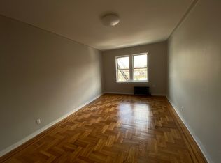 59-29 Queens Blvd #5F, Woodside, NY 11377