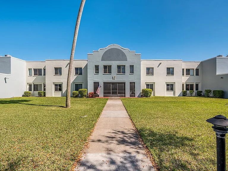 Aventine at Daytona Beach — Photo 37
