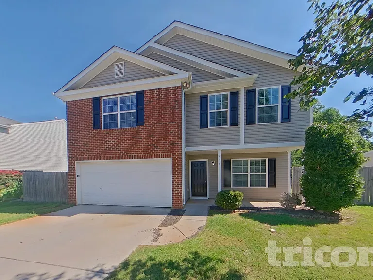 3611 Hope Marian St — Photo 2