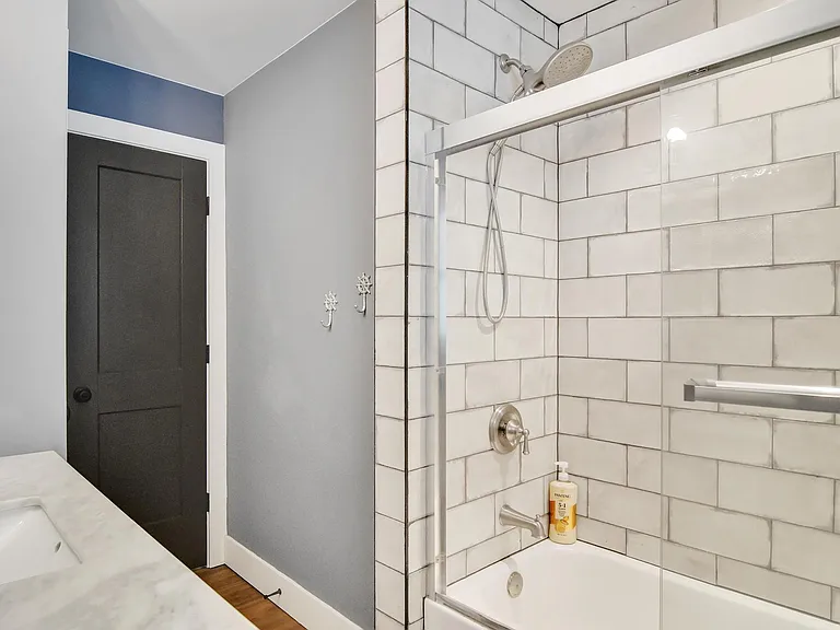 2516 SE 12th Pl — Photo 7
